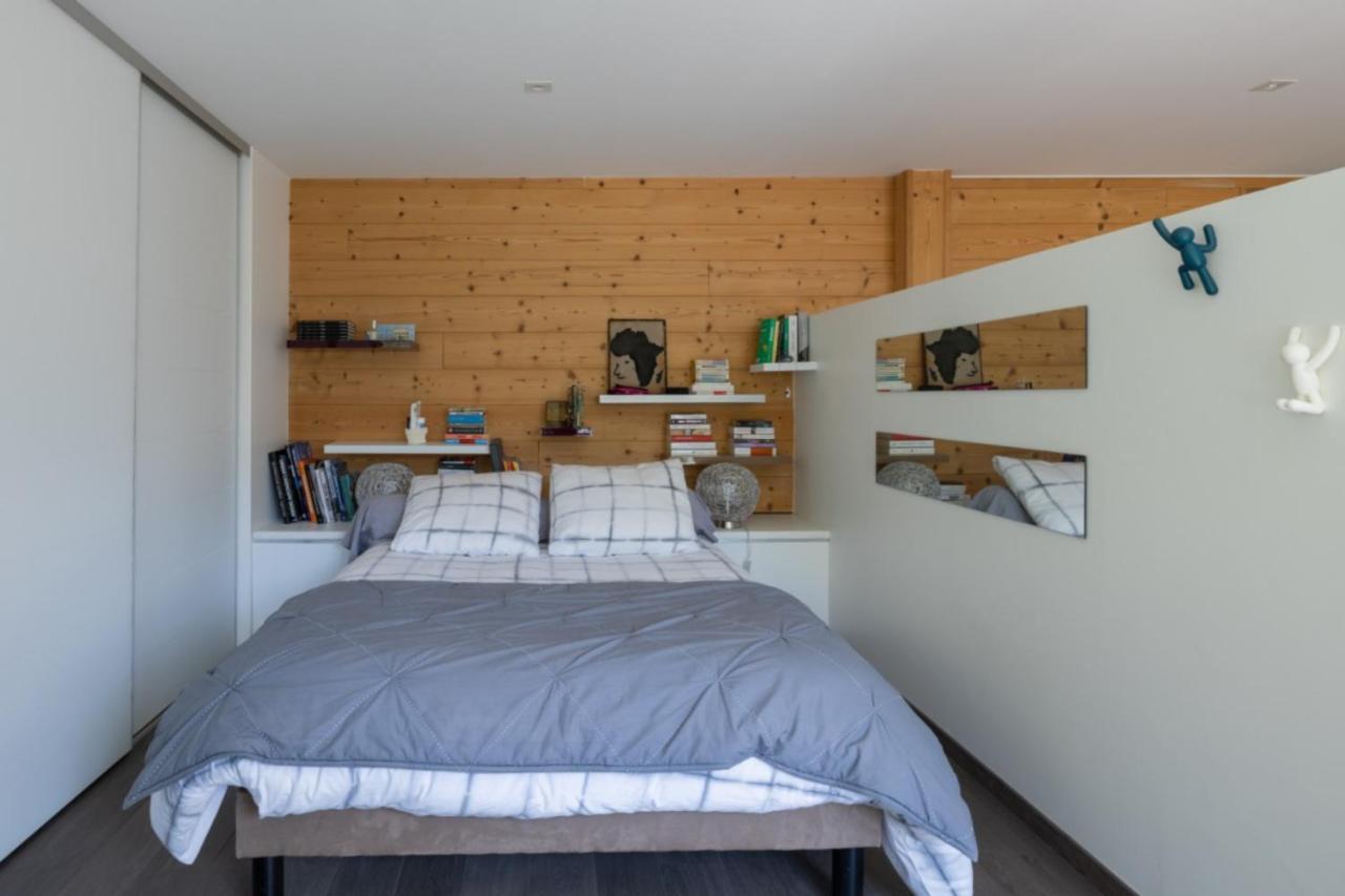 La Tour 74 Apartment Thones Luaran gambar