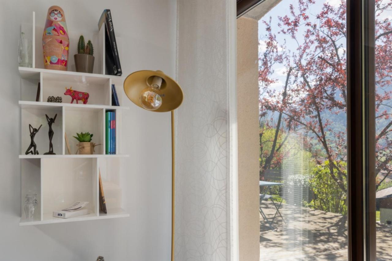 La Tour 74 Apartment Thones Luaran gambar